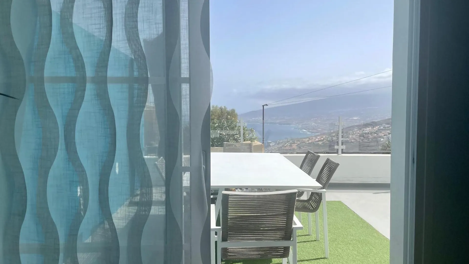 Holiday home Chalet Con Piscina En Tabaiba By Alterhome Santa Cruz de Tenerife
