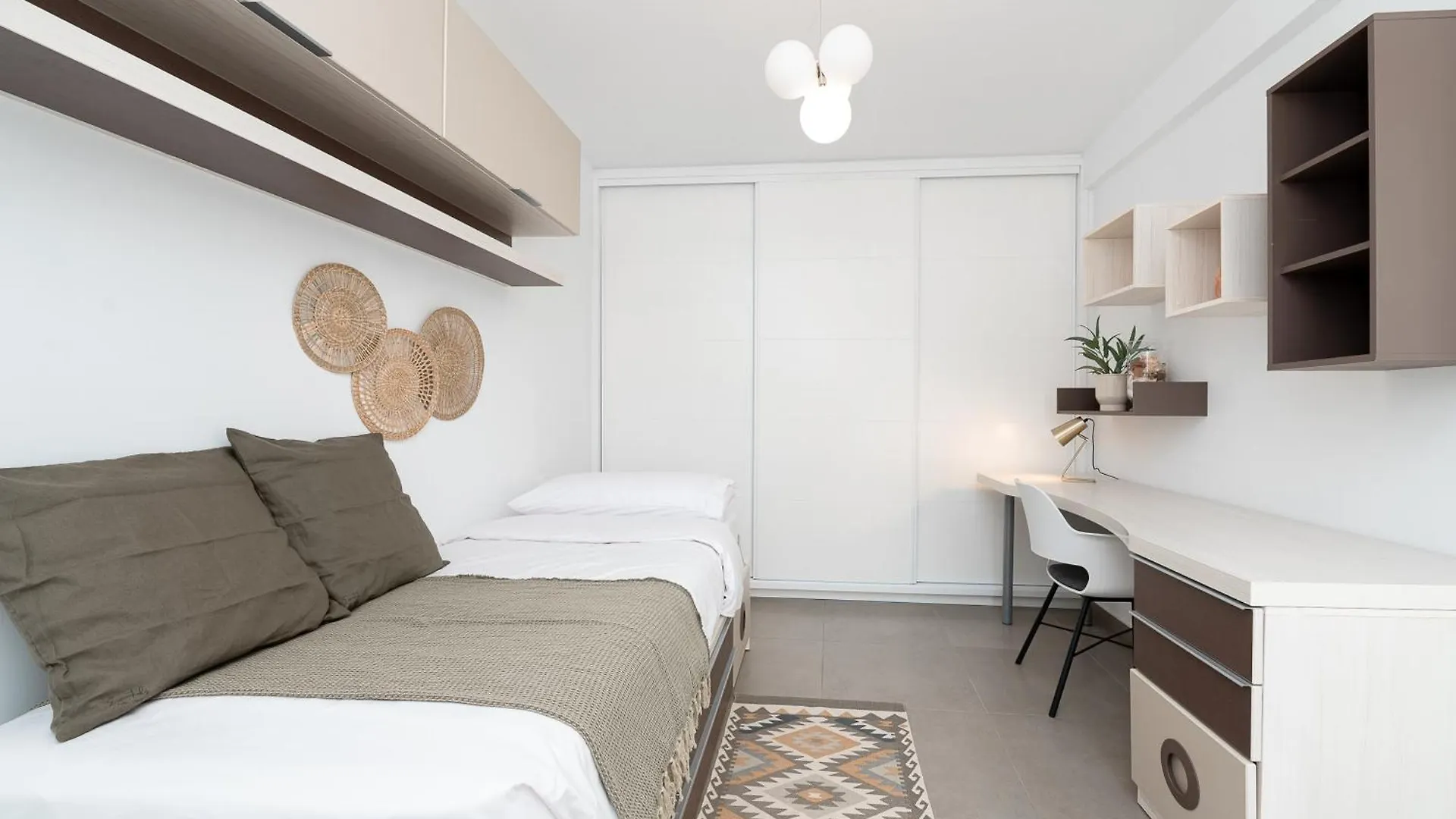 Chalet Con Piscina En Tabaiba By Alterhome Santa Cruz de Tenerife 0*,  Spain